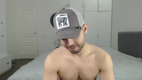 Snapshot of onebestlover chatting on March 2025 12:22:01 PM onebestlover online show from March 2025 12:22:01 PM