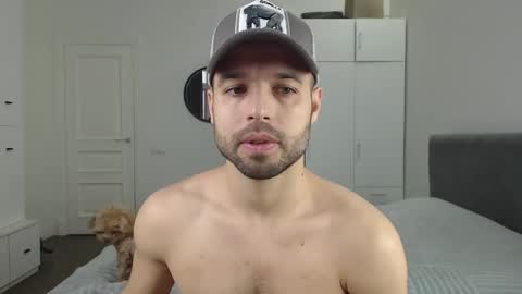 Snapshot of onebestlover chatting on March 2025 08:45:01 AM onebestlover online show from March 2025 08:45:01 AM
