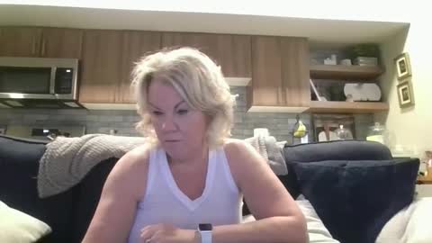 couple mature milf bigboobs curvy mommydaddy online show from December 2024 10:12:01 PM