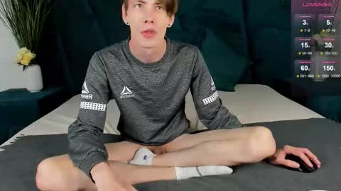 Erick  online show from September 2025 07:45:02 AM