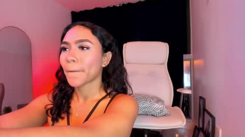 Snapshot of only_pammela chatting on October 2025 11:46:02 PM misssaray official online show from October 2025 11:46:02 PM