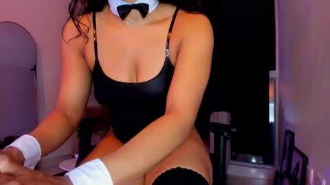 Snapshot of only_pammela chatting on October 2025 11:27:01 PM misssaray official online show from October 2025 11:27:01 PM