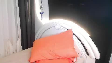 Samantha - DONT FORGET TO FOLLOW AND GIVE ME THUMBS UP online show from October 2025 11:34:01 PM