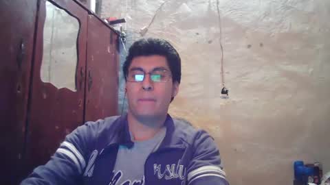 Snapshot of oomaurooo chatting on December 2024 12:35:02 AM oomaurooo online show from December 2024 12:35:02 AM