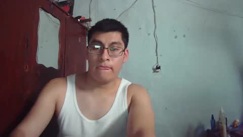 Snapshot of oomaurooo chatting on March 2025 08:07:02 PM oomaurooo online show from March 2025 08:07:02 PM