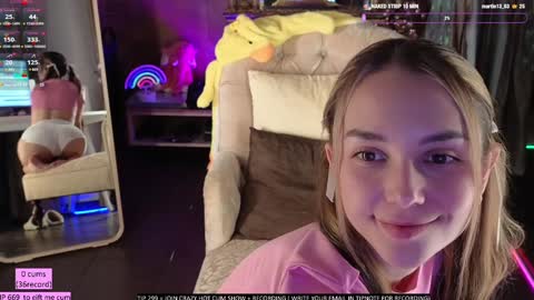 Eva online show from December 2024 07:14:01 PM