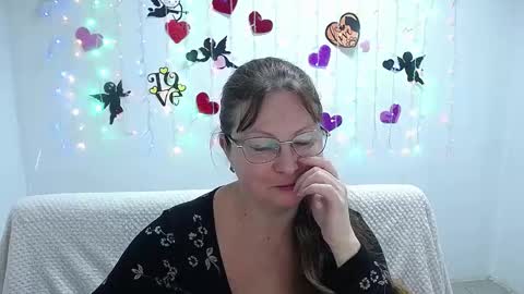 Snapshot of oovanessahotts chatting on February 2025 04:33:02 PM Vanessa online show from February 2025 04:33:02 PM