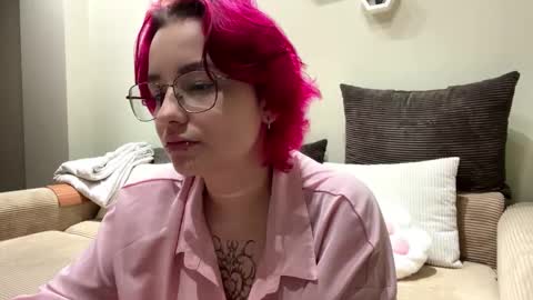 Thea online show from November 2025 07:11:02 AM