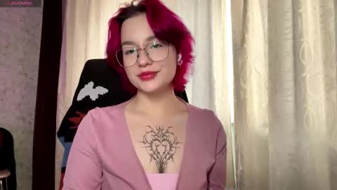 Thea online show from November 2025 12:05:02 PM