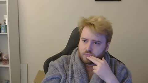 orangegummybear online show from September 2025 03:55:02 AM