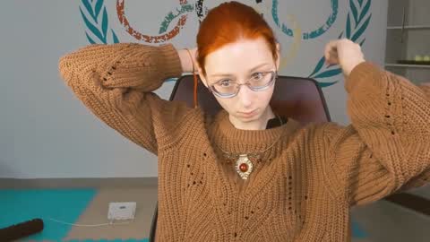 Orianna -  Hi Im into geek culture cosplay crafting LARP games. Shall we play DnD online show from January 2025 09:01:01 AM