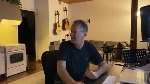 orimalike online show from February 2025 09:26:02 PM