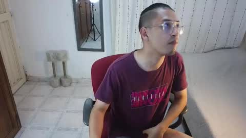 Snapshot of orionferrer chatting on December 2025 01:44:01 AM Orion online show from December 2025 01:44:01 AM