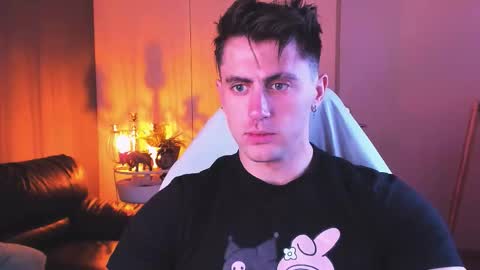 Oscar online show from October 2025 09:23:01 PM