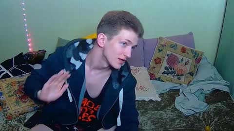 Snapshot of oscar_wildy chatting on January 2025 11:22:02 PM Oscar online show from January 2025 11:22:02 PM