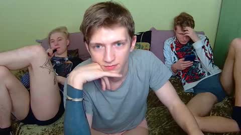 Snapshot of oscar_wildy chatting on February 2025 12:54:01 PM Oscar online show from February 2025 12:54:01 PM