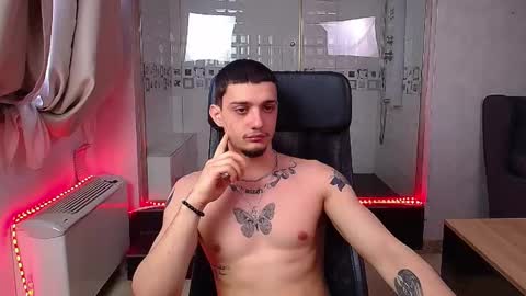 OscarGriffin online show from February 2025 06:50:02 AM