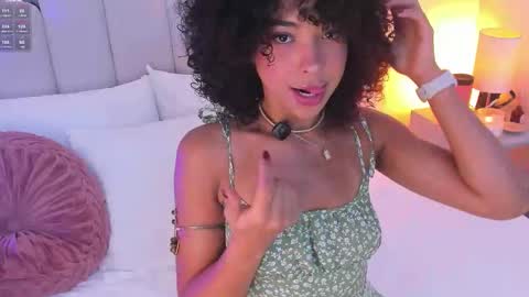 Oshun  online show from November 2025 12:48:02 PM