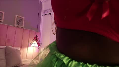 Oshun online show from December 2024 11:34:02 AM