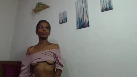 OsirisHills online show from September 2025 08:13:01 PM