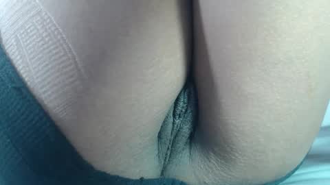 OsirisHills online show from November 2025 07:02:02 PM