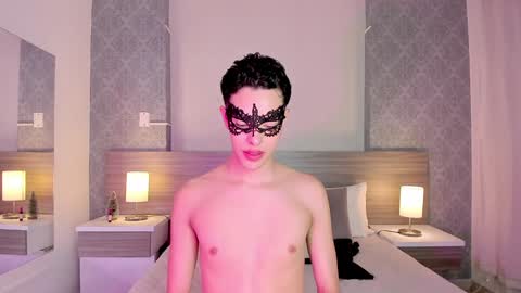 Osirismansour online show from December 2024 07:38:02 AM