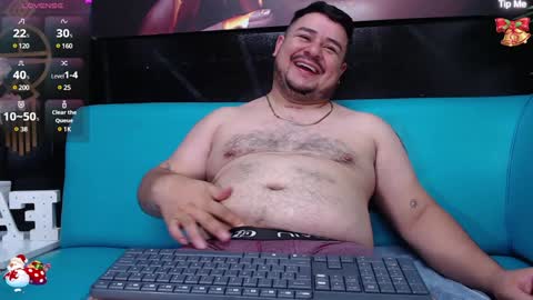 Snapshot of oso_gael chatting on December 2024 06:12:01 PM Bear Gael online show from December 2024 06:12:01 PM