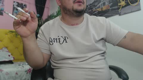 Snapshot of oso_gael chatting on December 2024 05:43:01 PM Bear Gael online show from December 2024 05:43:01 PM