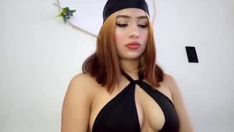 Paulina online show from February 2025 02:04:02 PM