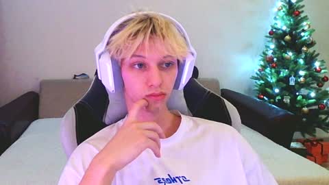 Ostin online show from January 2025 03:50:01 PM