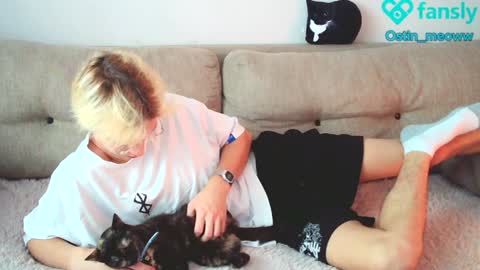 Ostin online show from January 2025 05:15:02 AM