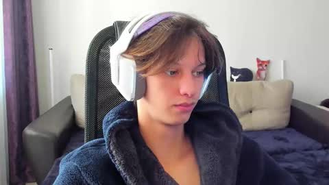 Ostin online show from October 2025 10:16:02 AM