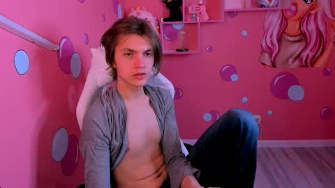Snapshot of otto_williams chatting on September 2025 03:30:02 AM Otto online show from September 2025 03:30:02 AM