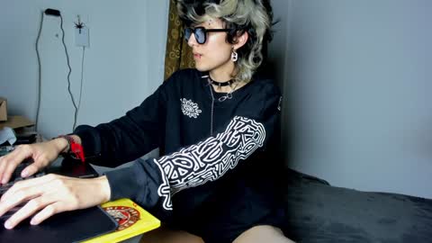 Snapshot of ottoyan_ chatting on December 2024 09:07:01 AM Otto 3 online show from December 2024 09:07:01 AM