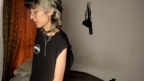 Snapshot of ottoyan_ chatting on February 2025 06:48:01 PM Otto 3 online show from February 2025 06:48:01 PM