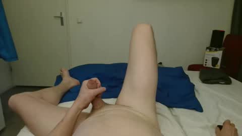 Snapshot of oudzktjong chatting on November 2025 11:03:01 PM kars online show from November 2025 11:03:01 PM