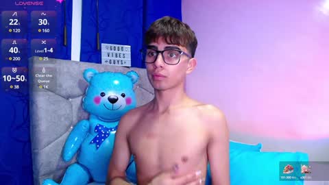 Owen  Independent model  online show from December 2024 05:22:02 AM
