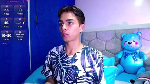 Owen  Independent model  online show from February 2025 04:57:01 AM