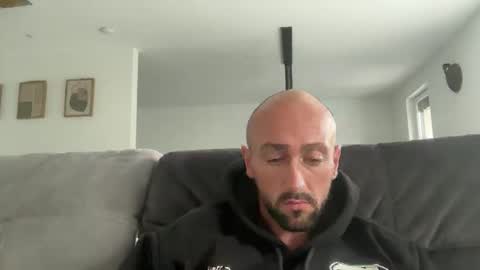 oxlade59 online show from October 2025 03:54:02 PM