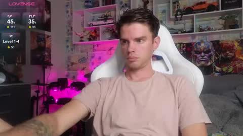 Mike online show from October 2025 12:04:02 PM