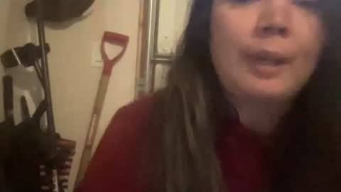 Snapshot of oxovickyoxo chatting on October 2025 10:32:01 PM oxovickyoxo online show from October 2025 10:32:01 PM