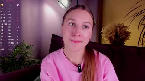 Snapshot of oziecarmona chatting on October 2025 01:16:02 AM Caroline or just Lina online show from October 2025 01:16:02 AM