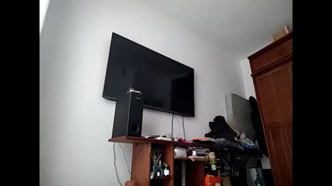 p_f__ online show from November 2025 06:39:01 PM