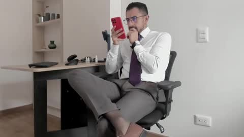 Snapshot of pablo_rincon95 chatting on January 2025 05:37:02 PM pablo rincon95 online show from January 2025 05:37:02 PM