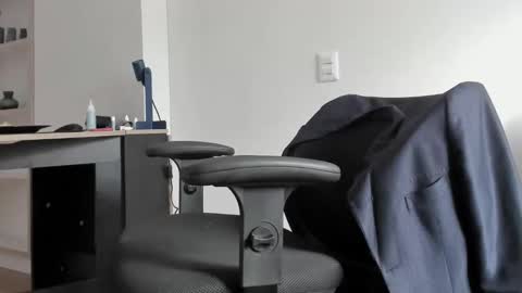 Snapshot of pablo_rincon95 chatting on January 2025 02:53:02 PM pablo rincon95 online show from January 2025 02:53:02 PM