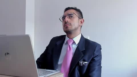 Snapshot of pablo_rincon95 chatting on February 2025 04:35:01 PM pablo rincon95 online show from February 2025 04:35:01 PM