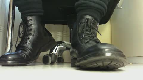 Snapshot of pablomenesssl chatting on February 2025 03:41:02 PM Pablo Meness online show from February 2025 03:41:02 PM