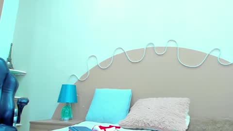 Snapshot of palmer_evans chatting on February 2025 08:35:02 PM P A L M E R online show from February 2025 08:35:02 PM