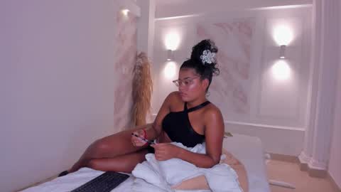 Snapshot of pamela_78_ chatting on October 2025 07:15:02 PM pamela online show from October 2025 07:15:02 PM