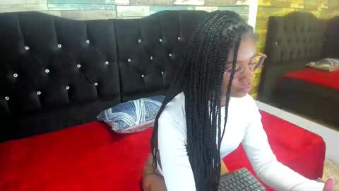 Pamela online show from September 2025 02:42:02 PM